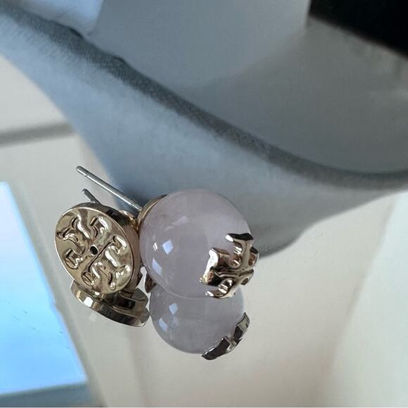 Tory Burch - Pink Quartz Evie Logo Stud Earrings, NWT, pierced - Picture 6 of 7